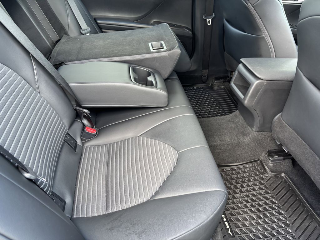 2024 Toyota Camry SE - Photo 26