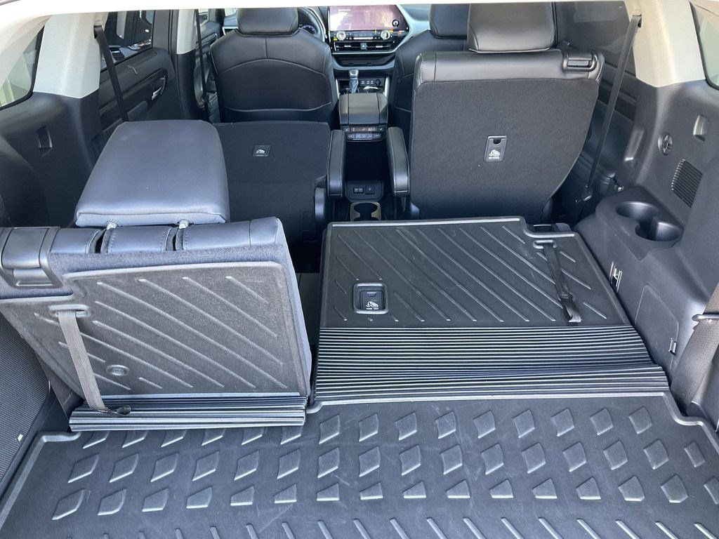 2024 Toyota Highlander Platinum - Photo 54