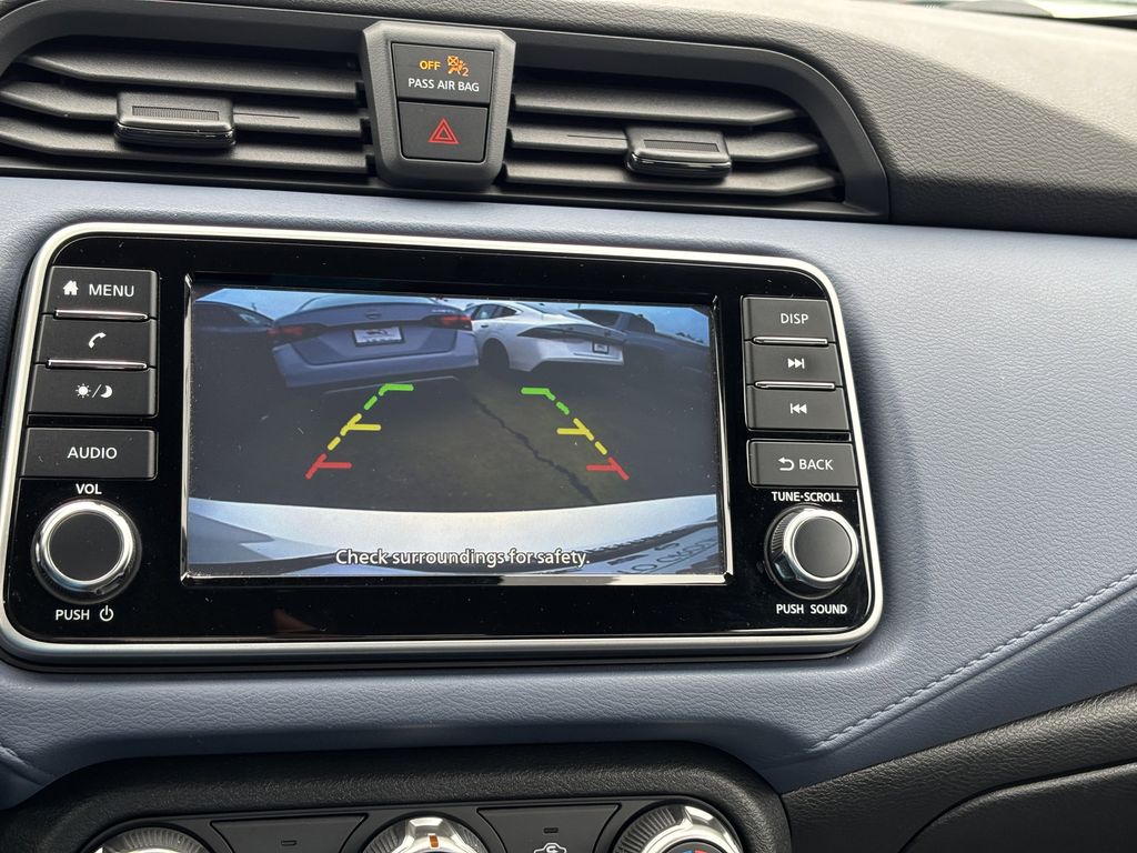 2023 Nissan Versa Sedan SV - Photo 31