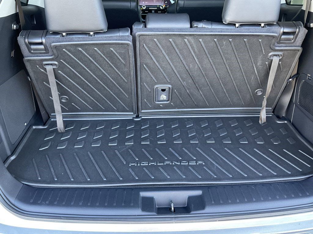 2024 Toyota Highlander Platinum - Photo 56