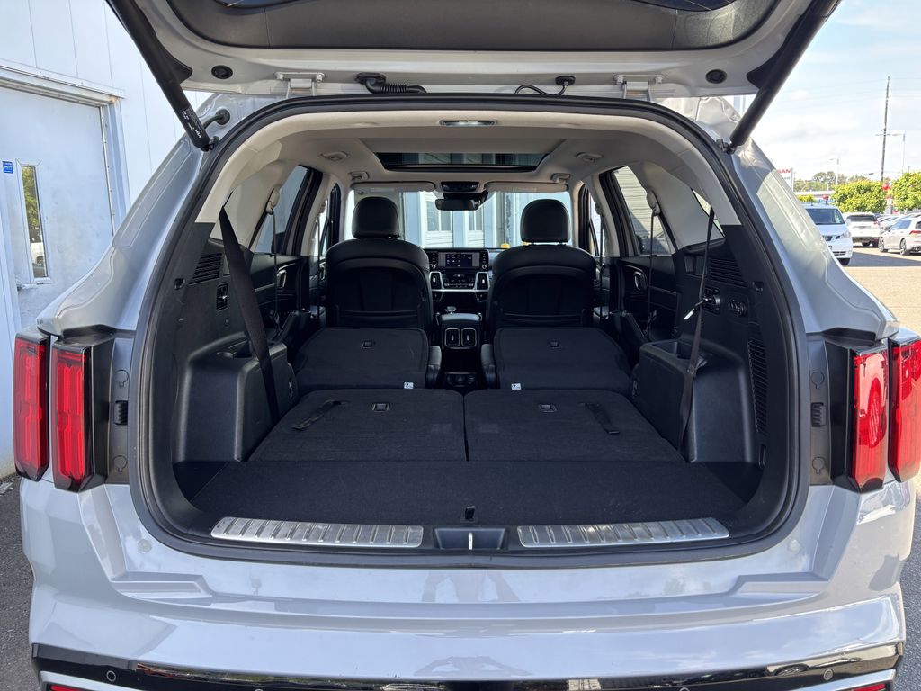 2022 Kia Sorento SX - Photo 29