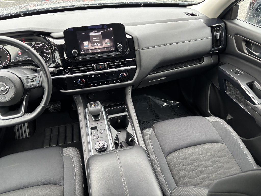2025 Nissan Pathfinder SV - Photo 21