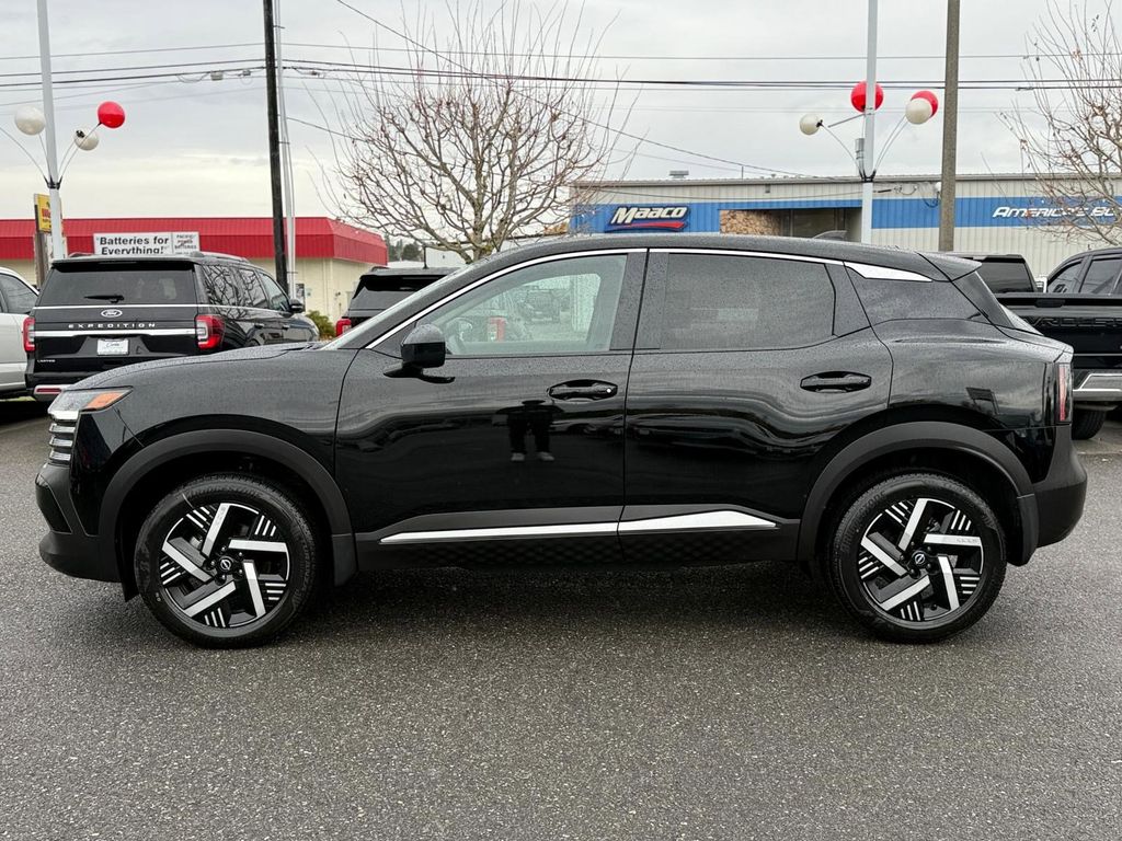 2025 Nissan Kicks SV photo 2