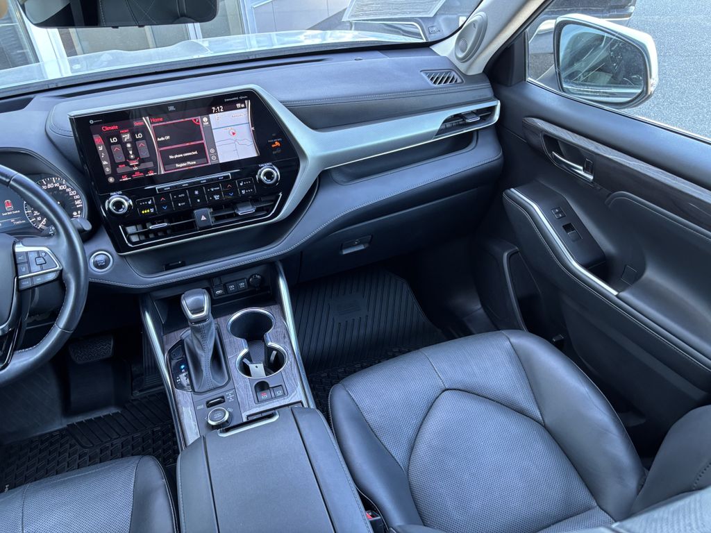 2021 Toyota Highlander Limited - Photo 20