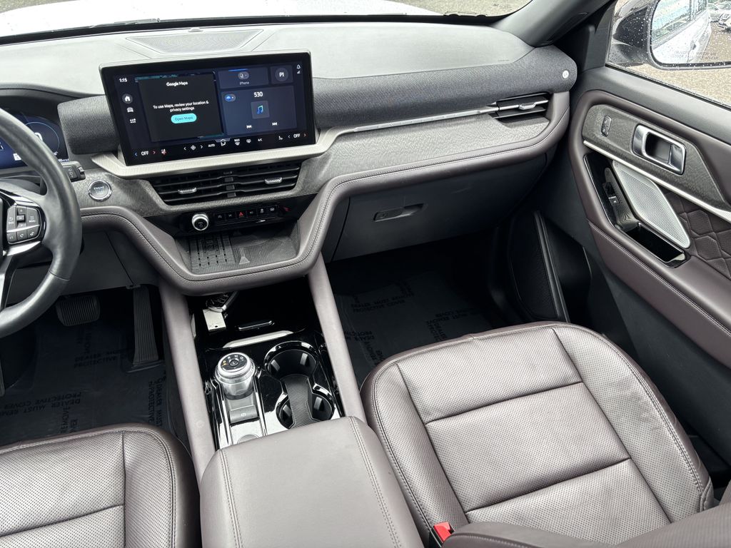 2025 Ford Explorer Platinum - Photo 22