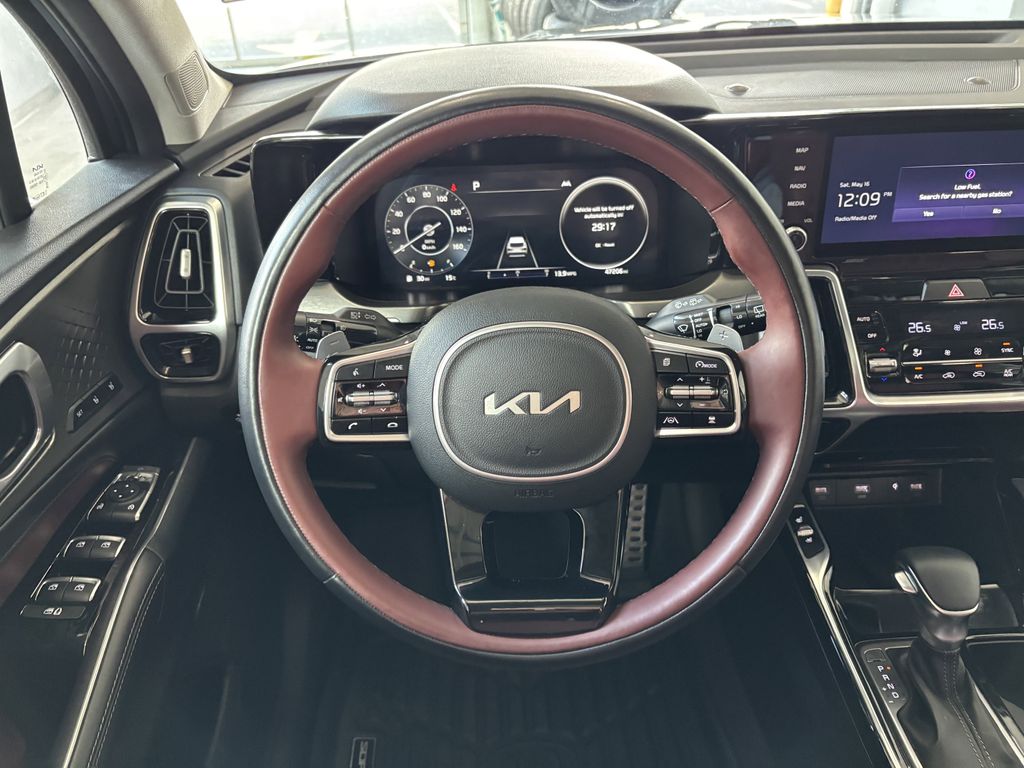 2022 Kia Sorento SX - Photo 14