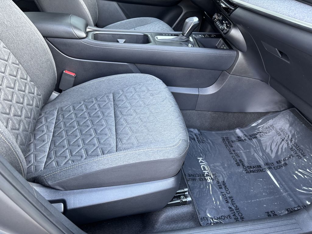 2026 Nissan KICKS SV AWD - Photo 31