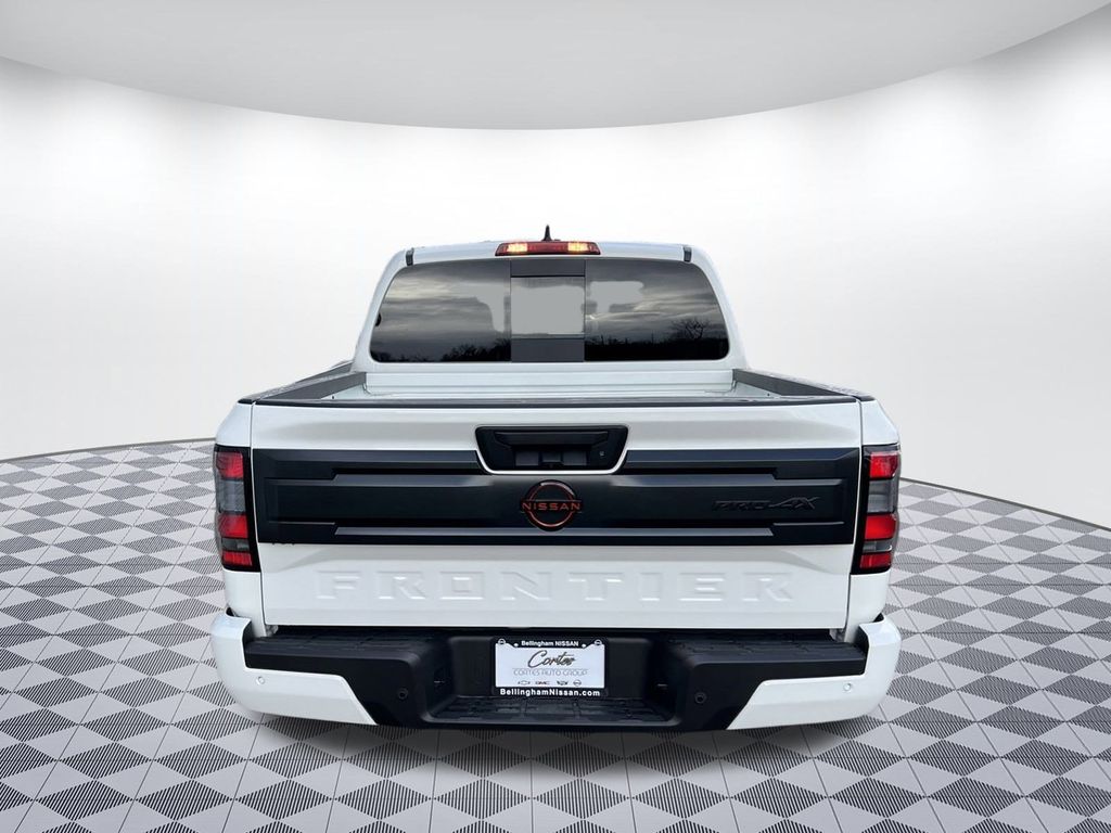 2025 Nissan Frontier PRO-4X photo 4