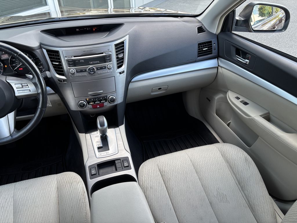 2011 Subaru Outback I Premium - Photo 20