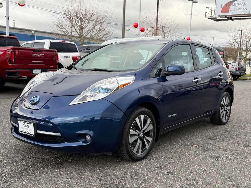 2016 Nissan Leaf SL photo 3