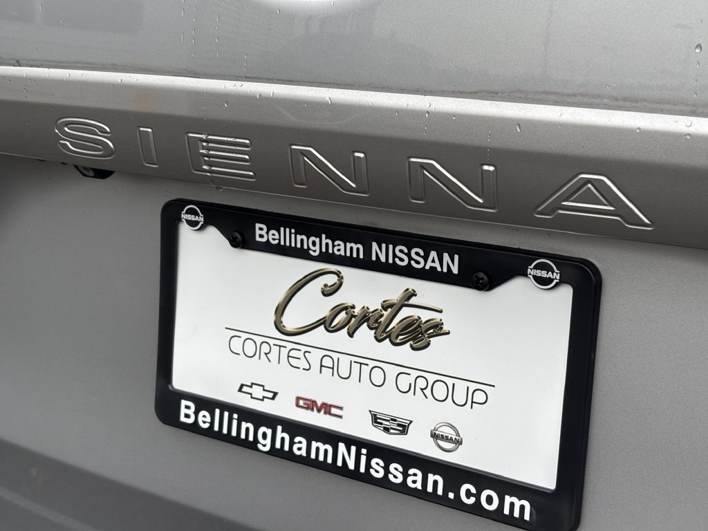 2013 Toyota Sienna LE - Photo 11