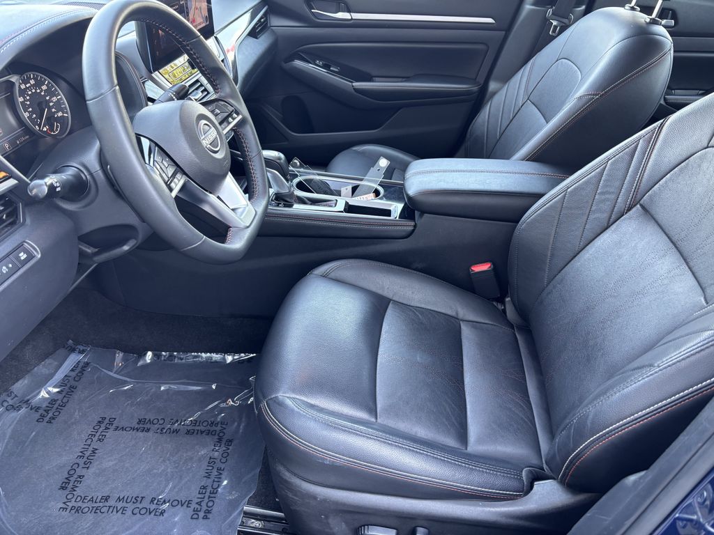 2024 Nissan Altima SR - Photo 13