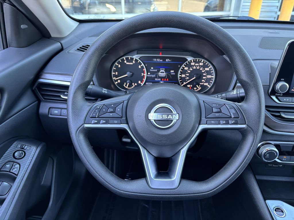 2024 Nissan Altima SV - Photo 15