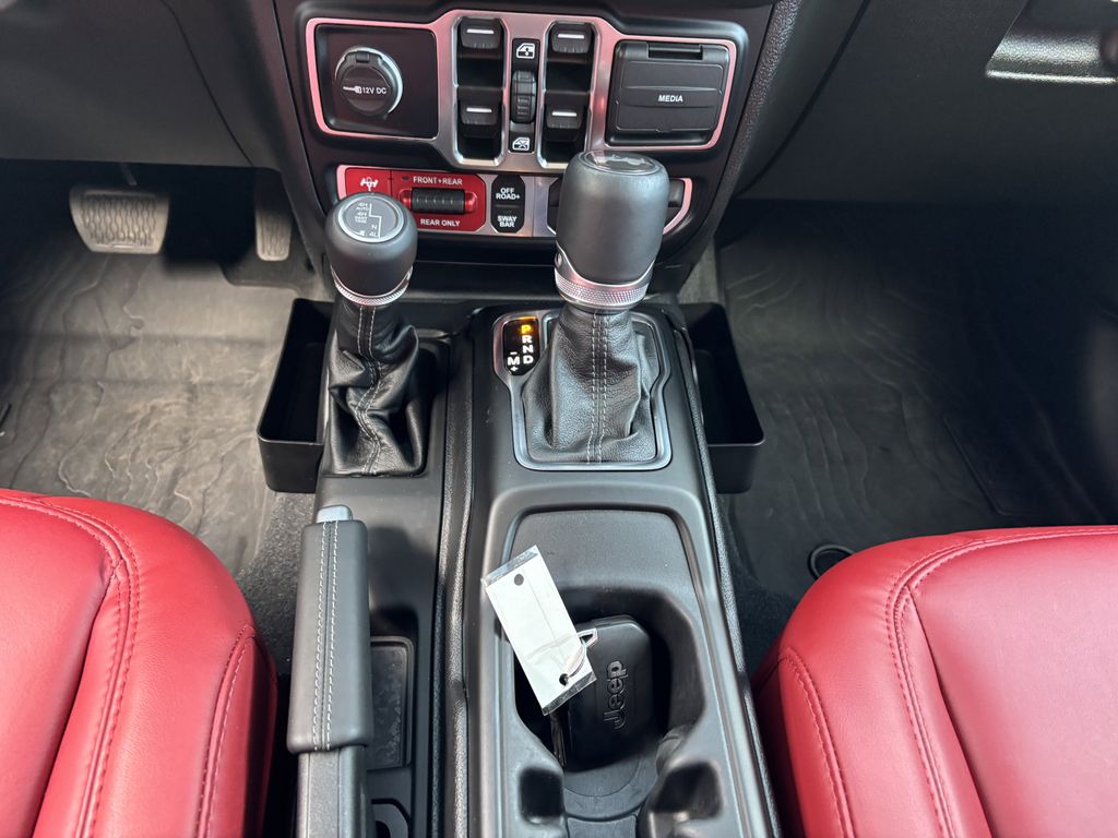 2024 Jeep Wrangler 4-Door Rubicon - Photo 19