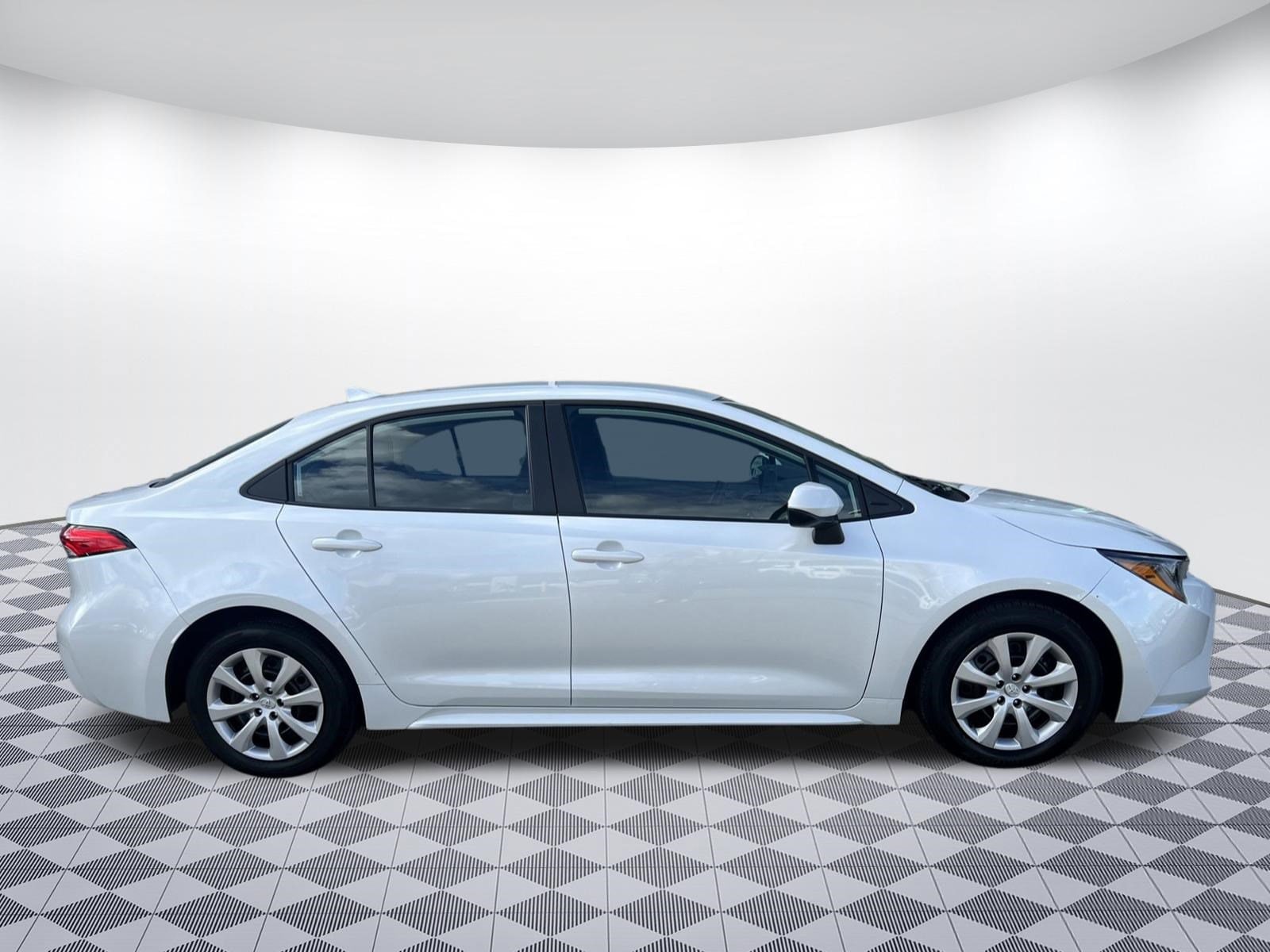 Used 2023 Toyota Corolla LE with VIN 5YFB4MDE3PP040616 for sale in Bellingham, WA