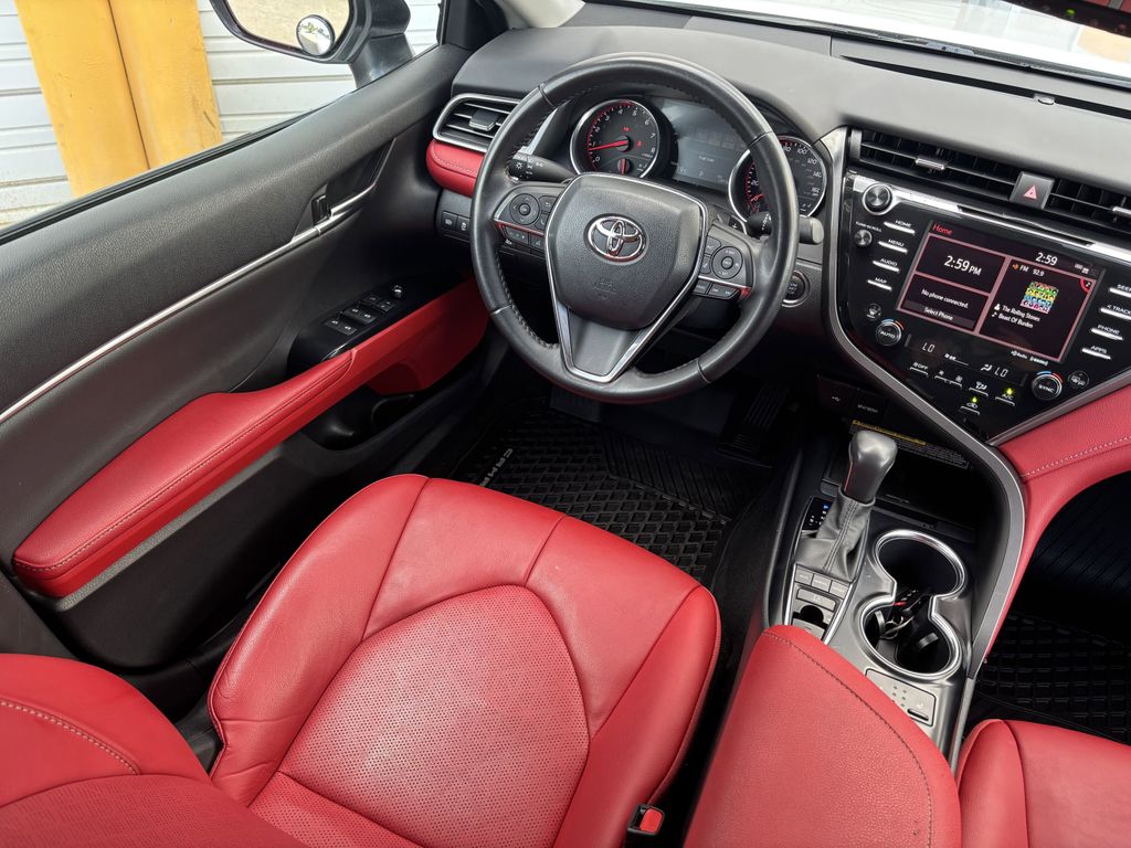 2020 Toyota Camry XSE - Photo 20