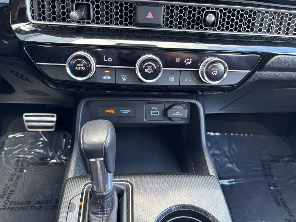 2024 Honda Civic Hatchback Sport - Photo 18