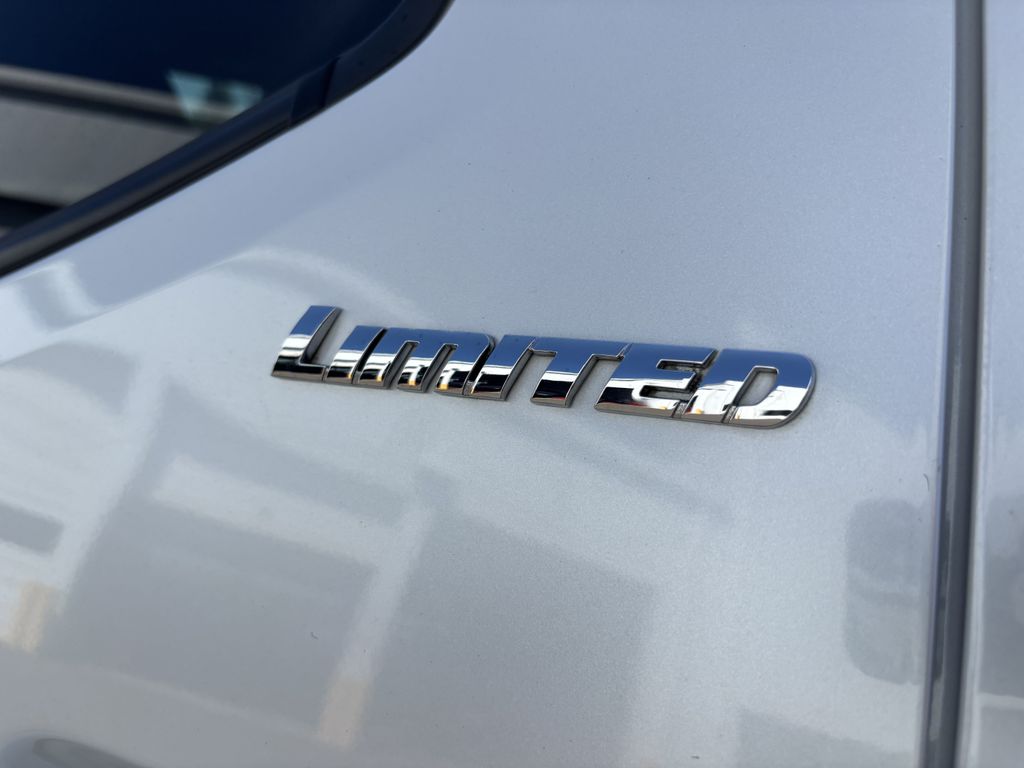 2023 Toyota Tacoma Limited - Photo 14