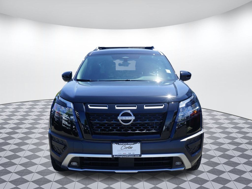2025 Nissan Pathfinder Rock Creek photo 2