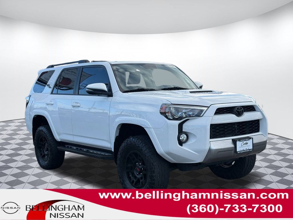 2019 Toyota 4Runner TRD Off-Road Premium's photo