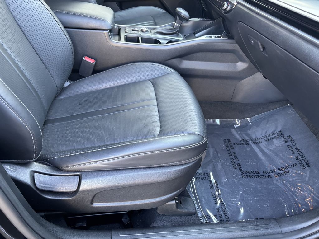 2025 Kia Sorento EX - Photo 30