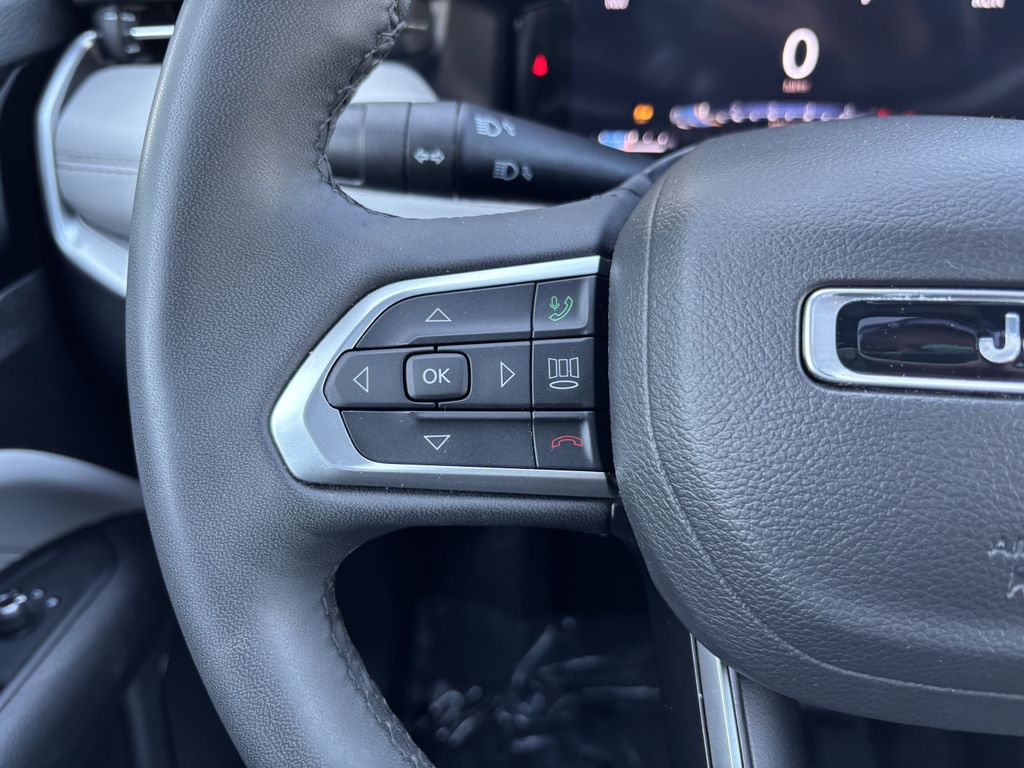2025 Jeep Compass Limited - Photo 14