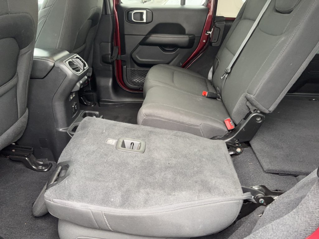 2021 Jeep Wrangler Unlimited Sahara - Photo 24
