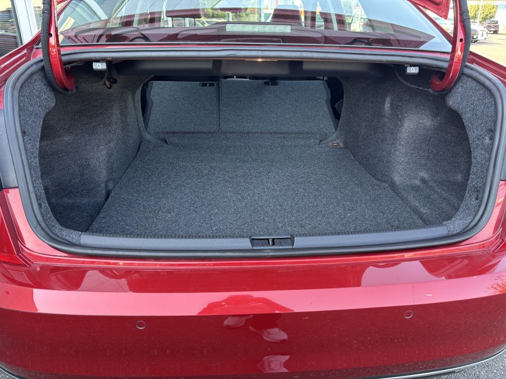 2022 Volkswagen Passat Limited Edition - Photo 24