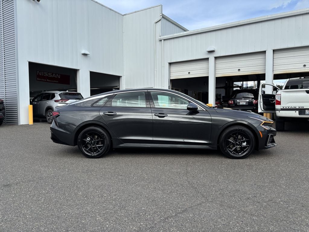 2026 Kia K5 LXS - Photo 8