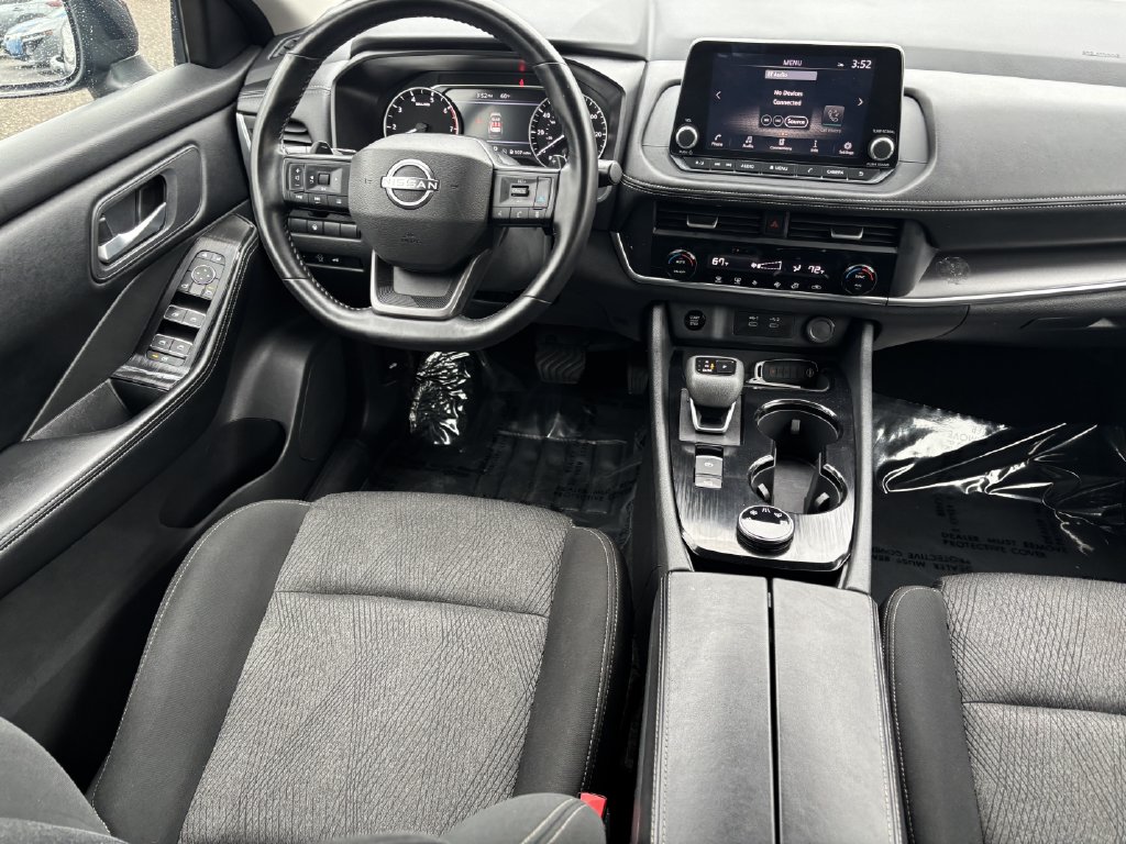 2025 Nissan Rogue SV - Photo 19