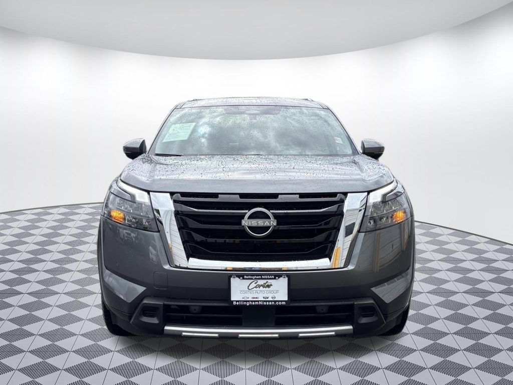 2025 Nissan Pathfinder SL - Photo 2