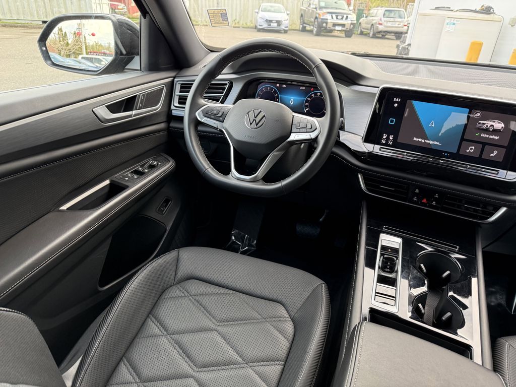 2025 Volkswagen Atlas Cross Sport SE w/Tech - Photo 21