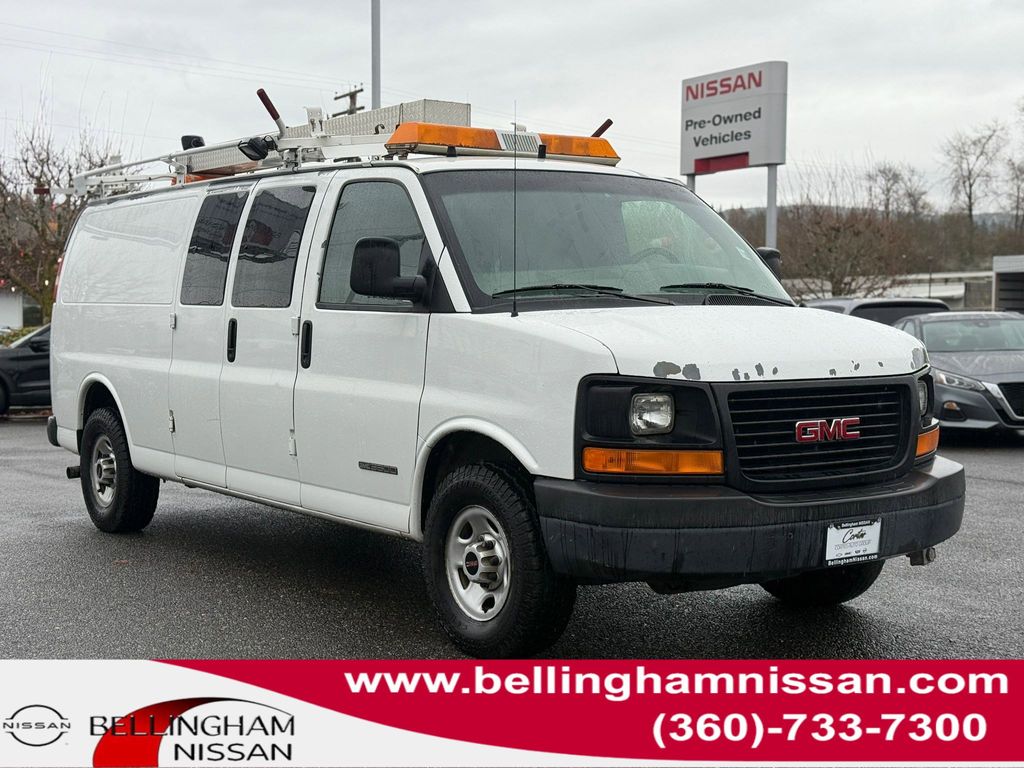 2003 GMC Savana Standard's photo