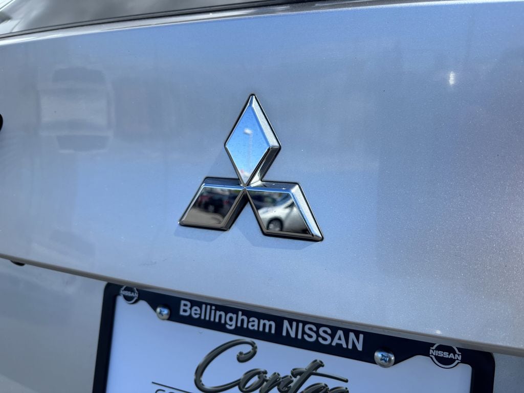 2024 Mitsubishi Outlander SE - Photo 10
