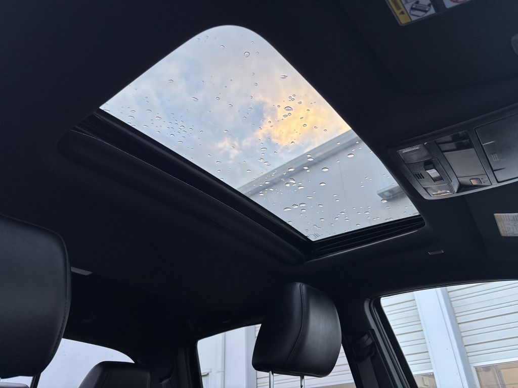 2022 Toyota Tacoma Limited - Photo 23