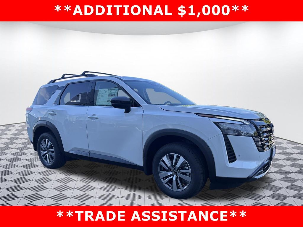 2026 Nissan Pathfinder SL 4WD's photo