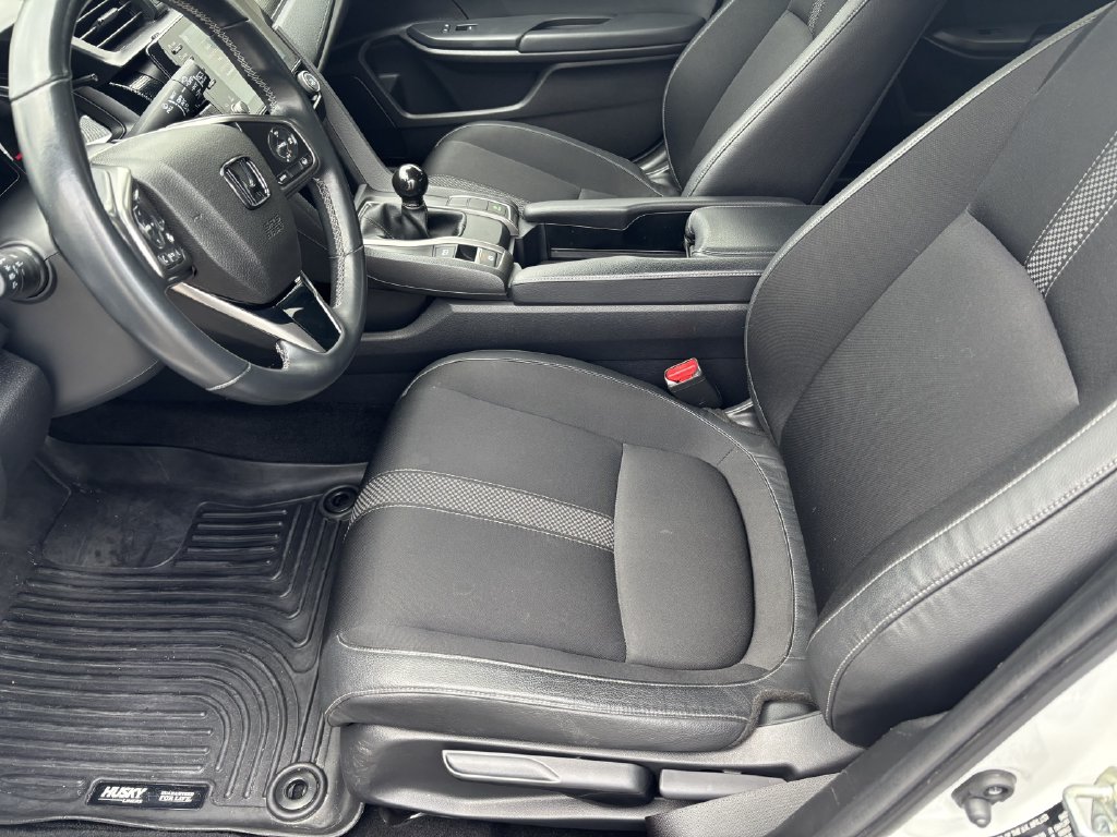 2021 Honda Civic Hatchback Sport - Photo 11