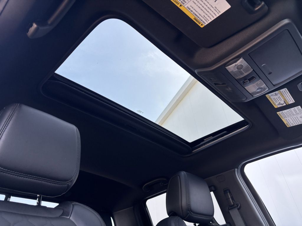 2022 Nissan Frontier PRO-4X - Photo 23