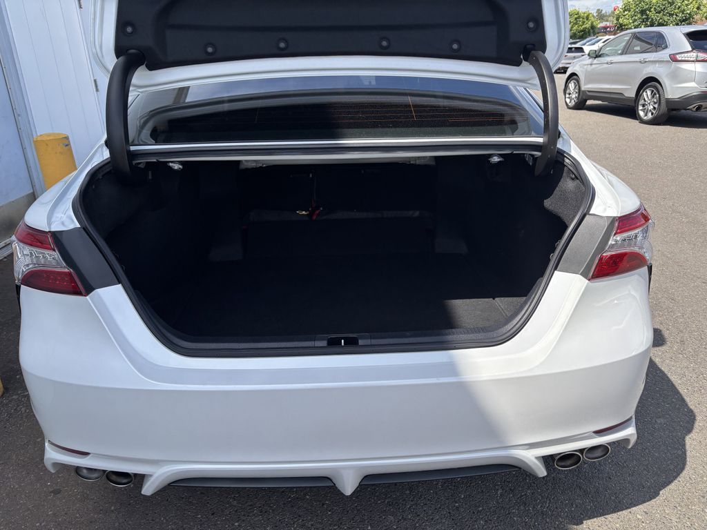 2020 Toyota Camry XSE - Photo 29