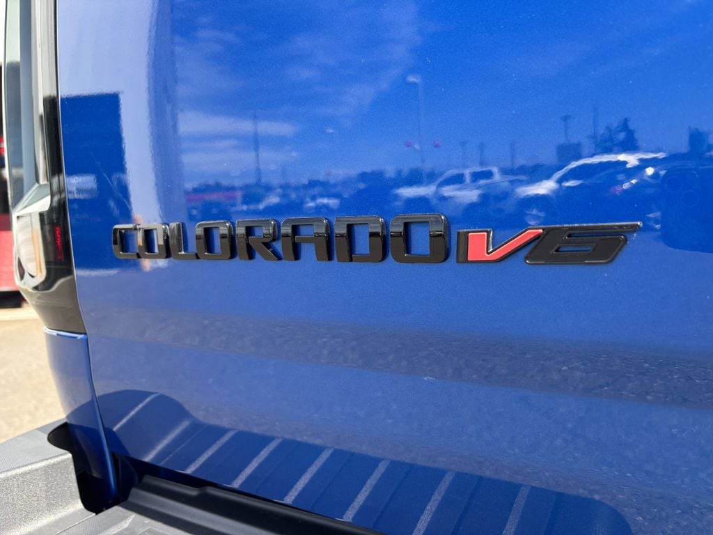 2019 Chevrolet Colorado ZR2 - Photo 11