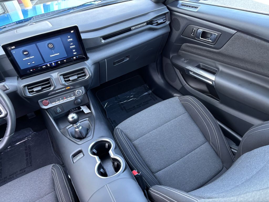2024 Ford Mustang GT - Photo 15