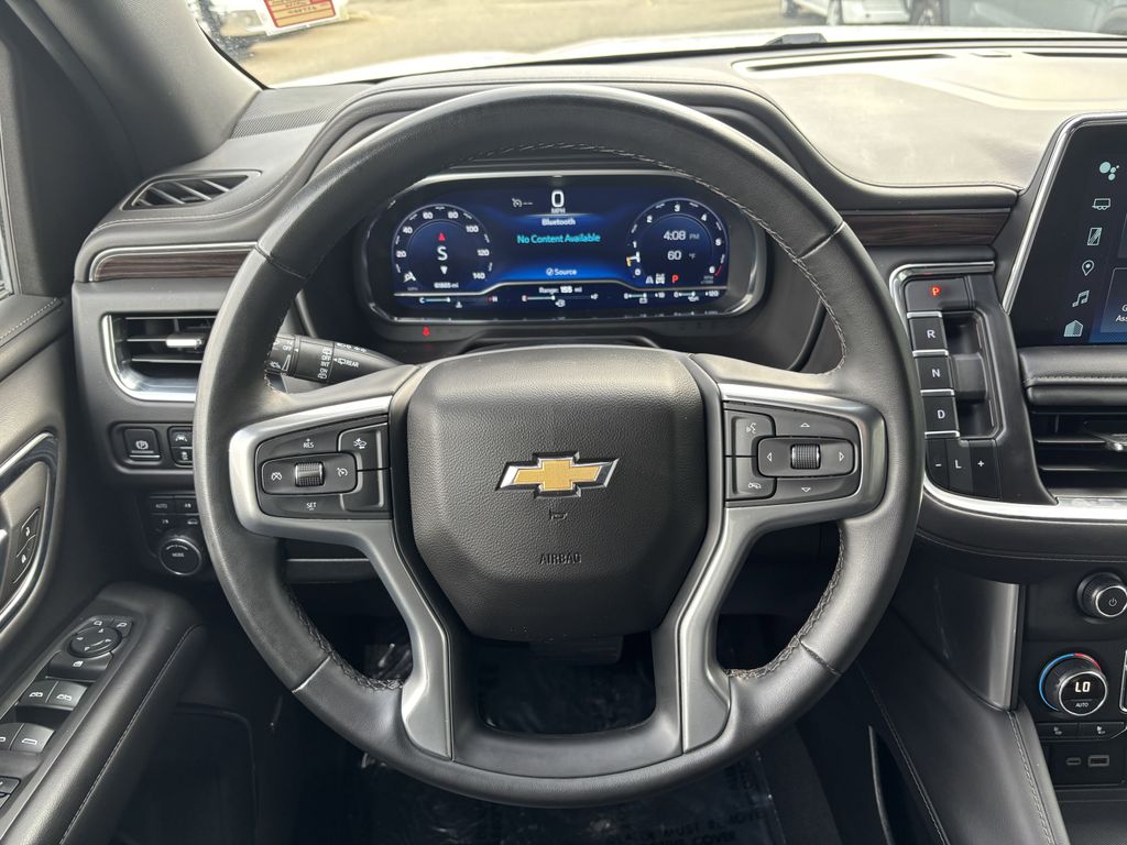 2024 Chevrolet Suburban LT - Photo 22