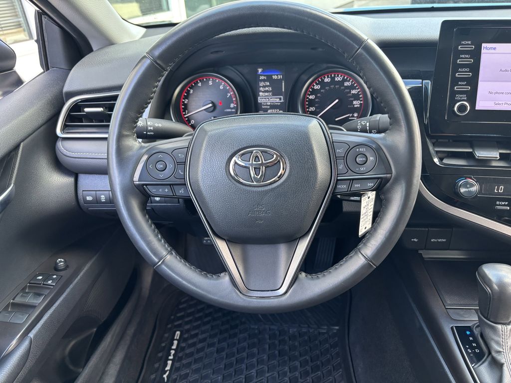 2024 Toyota Camry SE - Photo 11