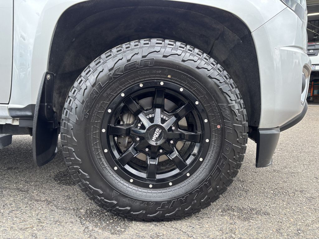 2018 Chevrolet Colorado LT - Photo 8