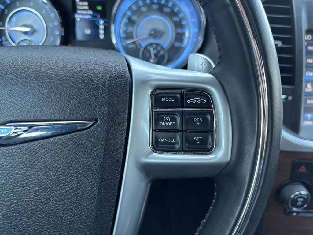 2013 Chrysler 300 C Varvatos Collection - Photo 13