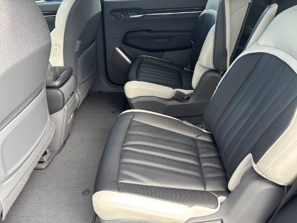 2024 Kia EV9 GT-Line - Photo 23