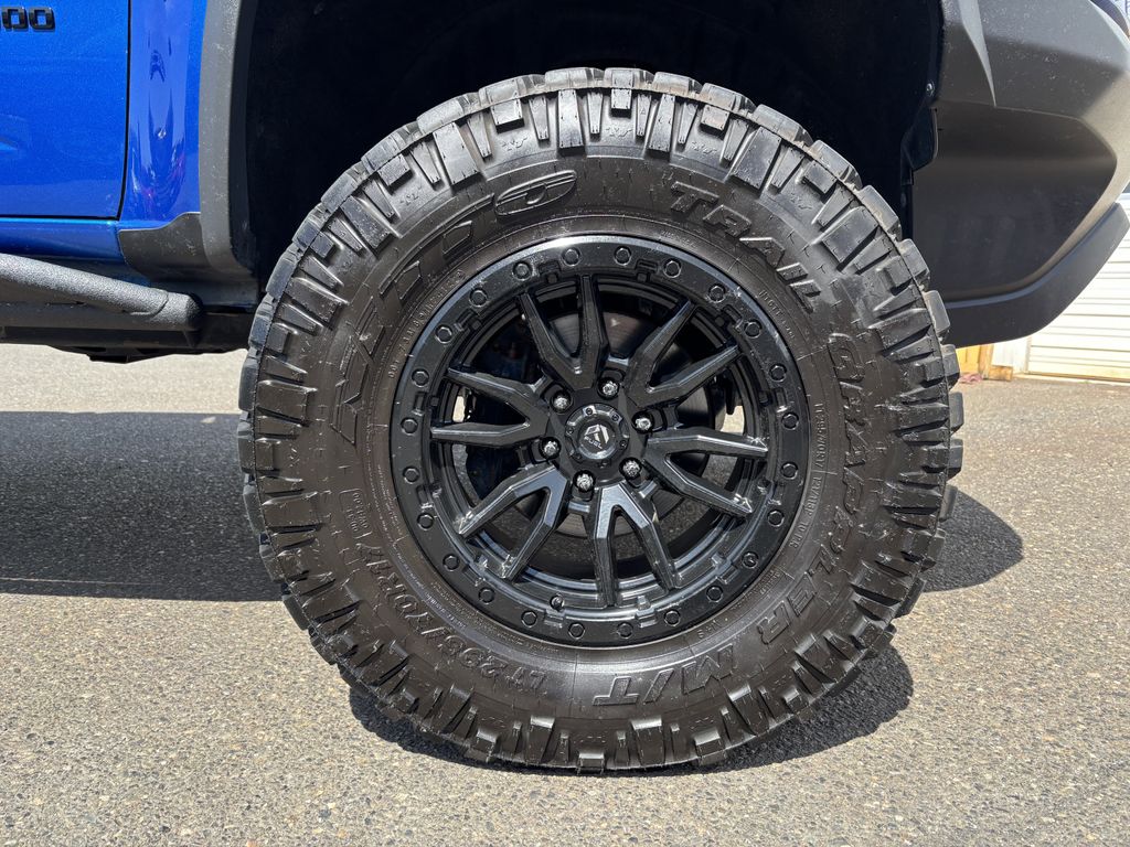 2019 Chevrolet Colorado ZR2 - Photo 9