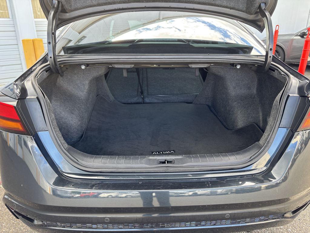2021 Nissan Altima SV - Photo 27