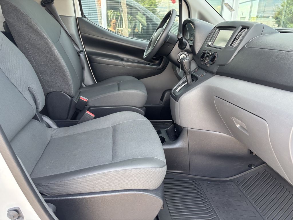2020 Nissan NV200 S - Photo 23