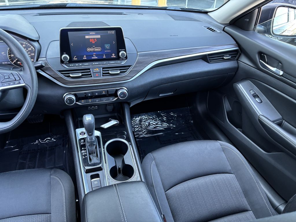 2024 Nissan Altima SV - Photo 23